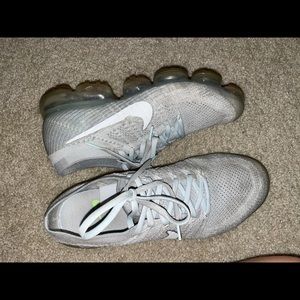 Nike men’s sneakers